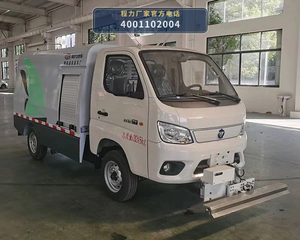 CL5031TYHBEV型程力牌纯电动路面养护车整车图