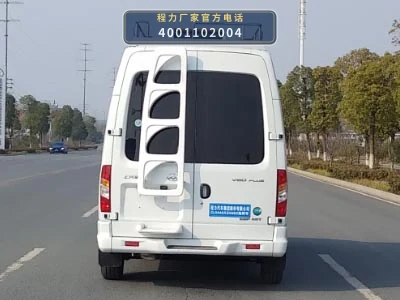 CL5040XZH6BZ型大通指挥车 产品细节图