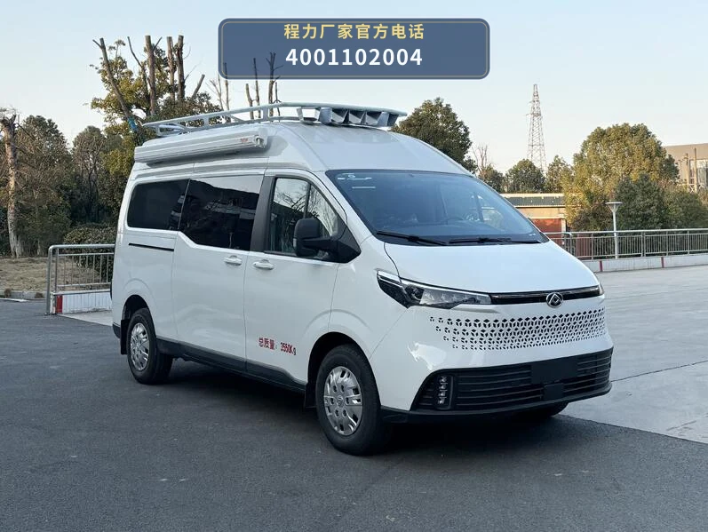 CL5042XLJ6BYS型程力牌旅居车整车图