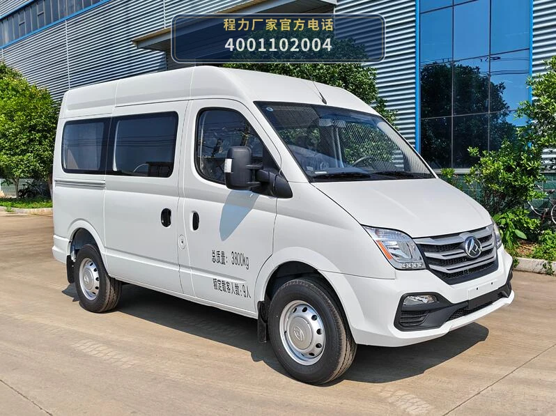 CL5042XYB6ABZ型程力牌运兵车整车图