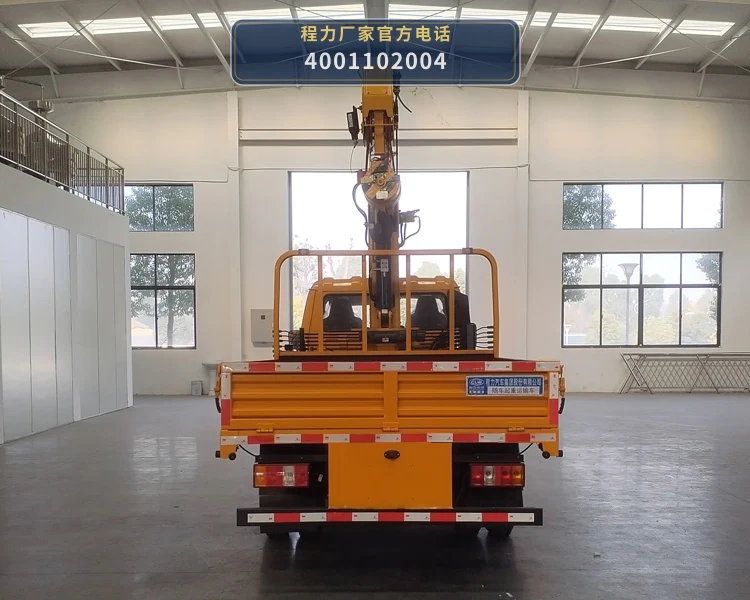 CL5060JSQ6AJB型程力牌随车起重运输车 产品细节图