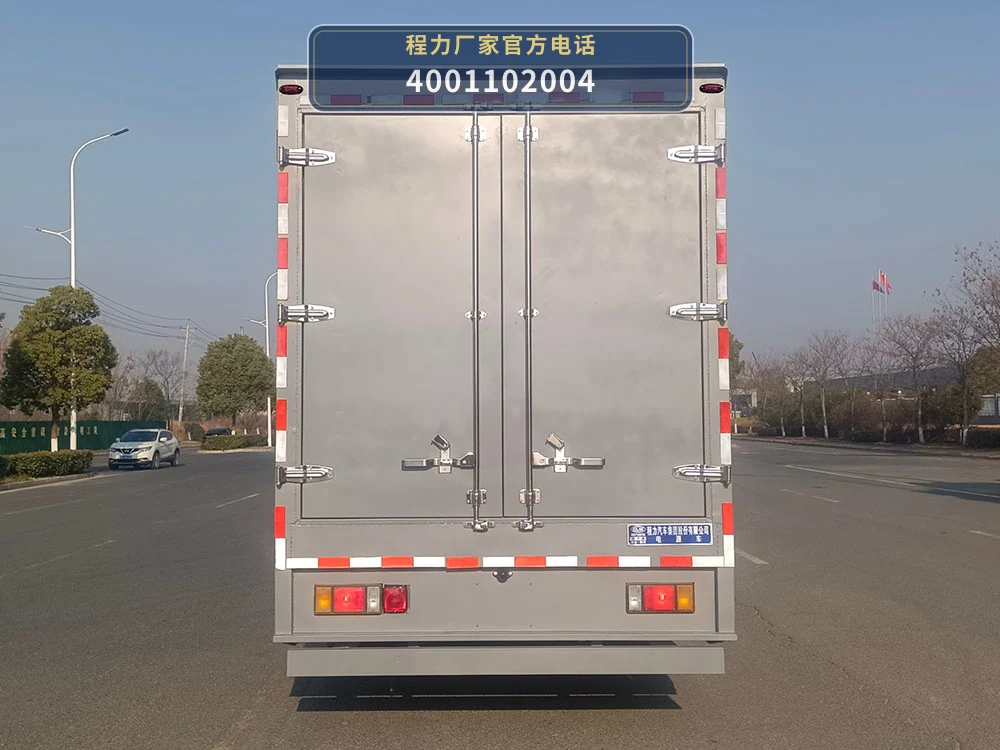 CL5100XDY6AZX型庆铃100kW电源车 产品细节图