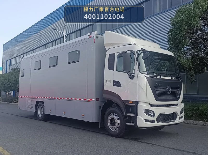 CL5150TSY6ABZ型东风天锦宿营车整车图