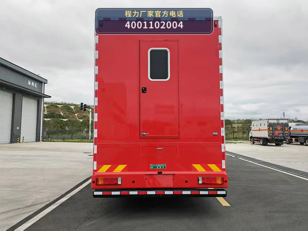 CL5161TSY6AZX型东风天锦宿营车 产品细节图