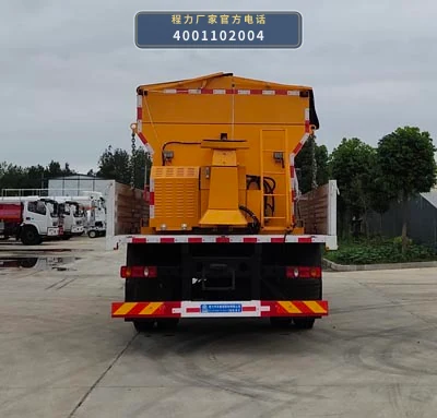 CL5180TCX6YC型东风天锦除雪车 产品细节图