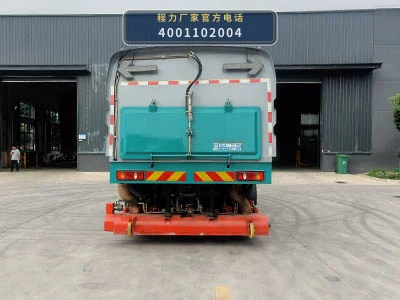 CL5180TXC6GX型程力牌吸尘车 产品细节图
