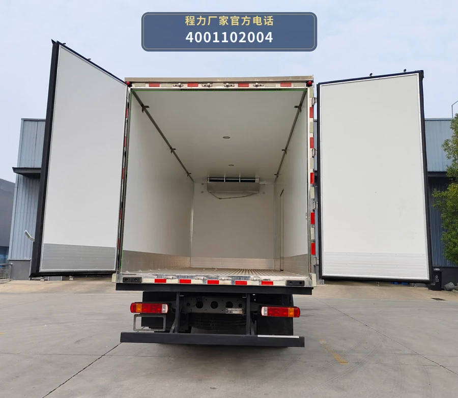 CL5180XLC6GL型重汽豪沃冷藏车 产品细节图