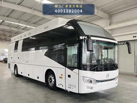 CLH5180XYLX6型金龙医疗车整车图