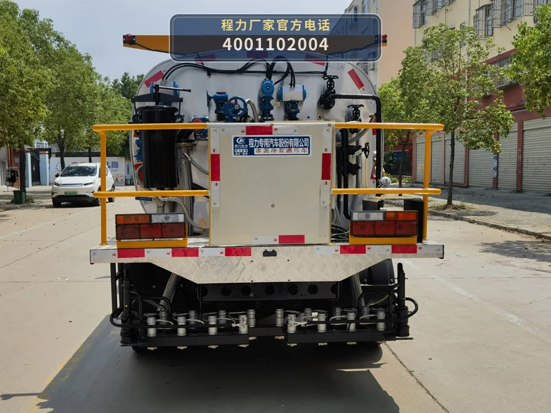 CLW5040TJSALY型水泥净浆洒布车 产品细节图