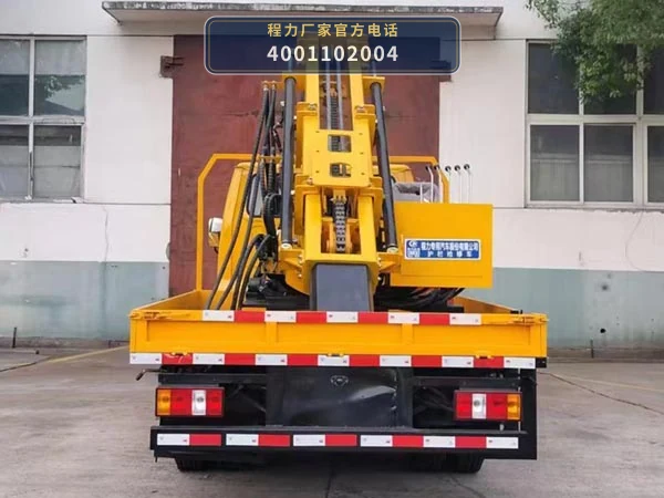 CLW5040TQXADT型江铃顺达护栏抢修车 产品细节图