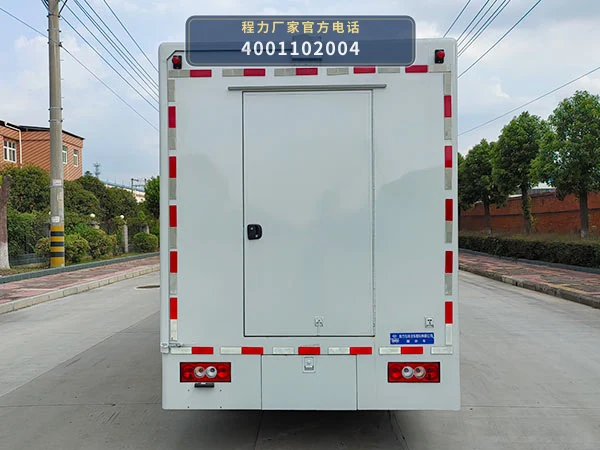 CLW5041XZSCDP型福田时代展示车 产品细节图