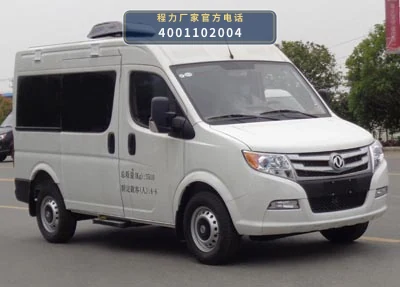 CLW5042XLJEQ6型东风御风旅居车整车图