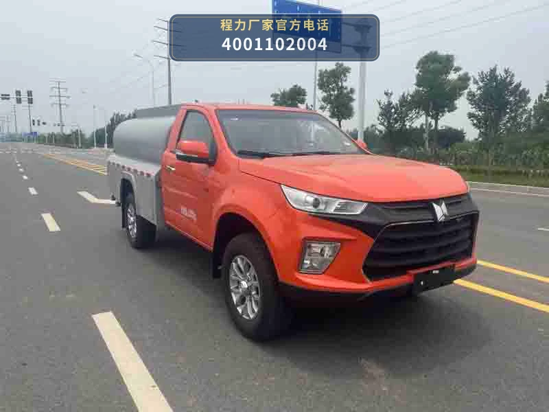 CLW5045GSSAYF型庆铃1.83方洒水车整车图