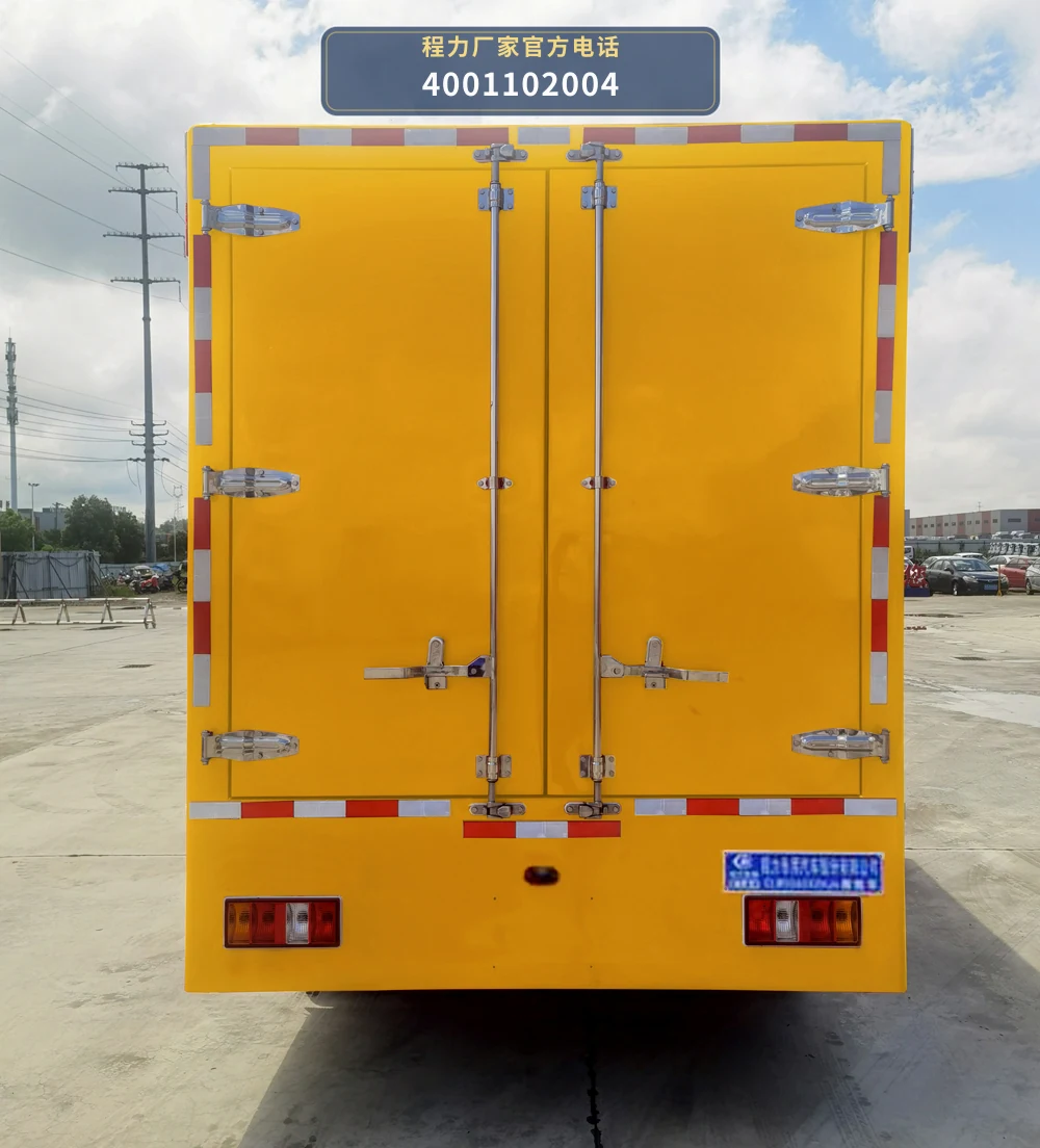 CLW5060XXHJ6型江铃顺威救险车 产品细节图
