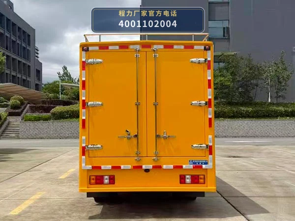 CLW5062XDYADY型江铃顺威电源车 产品细节图