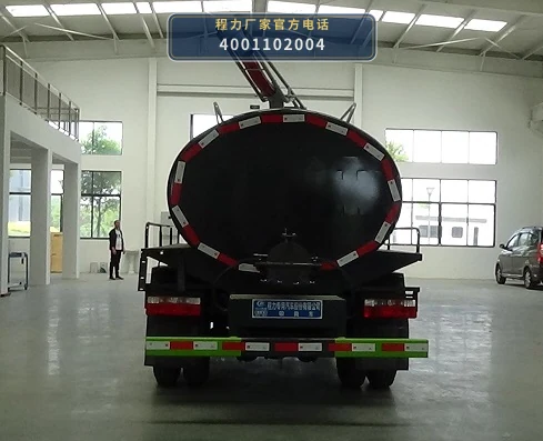 CLW5070GXE6XS型程力威牌吸粪车 产品细节图