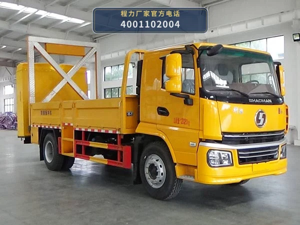 CLW5120TFZ6ZC型陕汽德龙防撞缓冲车