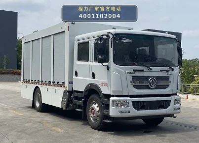 CLW5120XGJADY型东风天锦工具车整车图