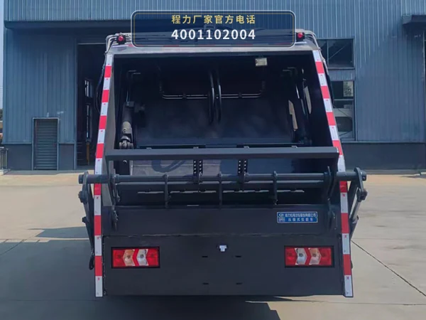 CLW5121ZYSAHJ型程力威牌压缩式垃圾车 产品细节图