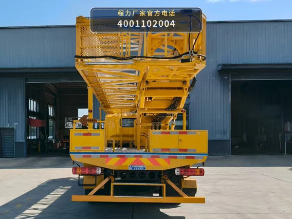 CLW5140JQJCDP型程力威牌桥梁检测车 产品细节图