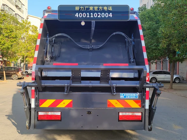 CLW5140ZYSCDP型压缩式垃圾车 产品细节图