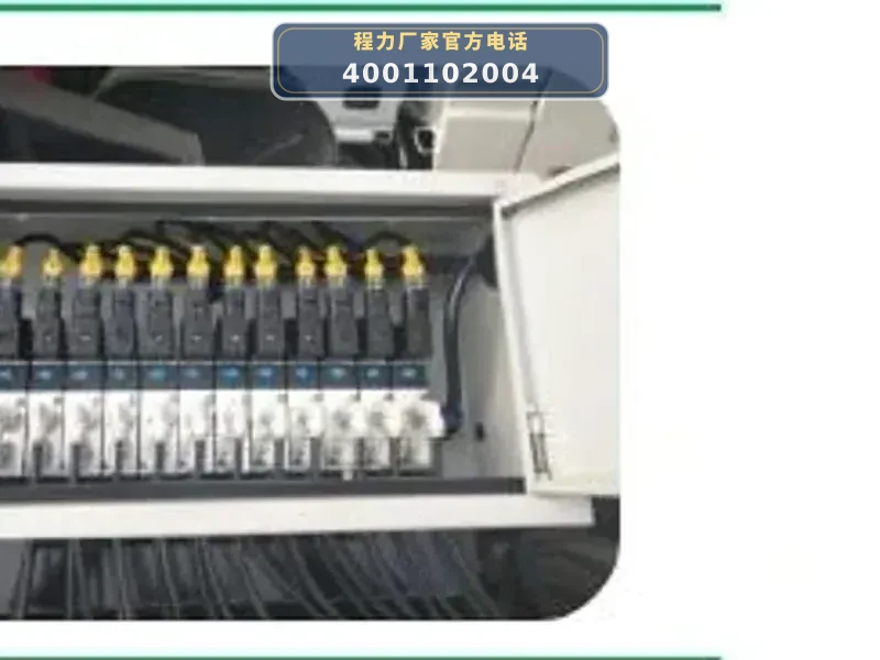 CL5140TXSBEVBGX型华神纯电动洗扫车