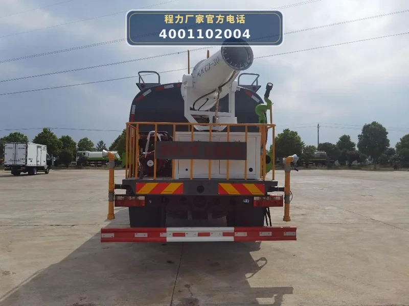 CL5161GPSD6型东风多利卡12方绿化喷洒车