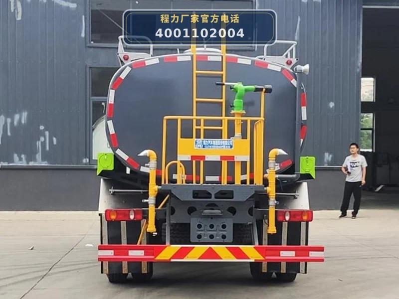 CL5161GSSD6DP型东风天锦12方洒水车