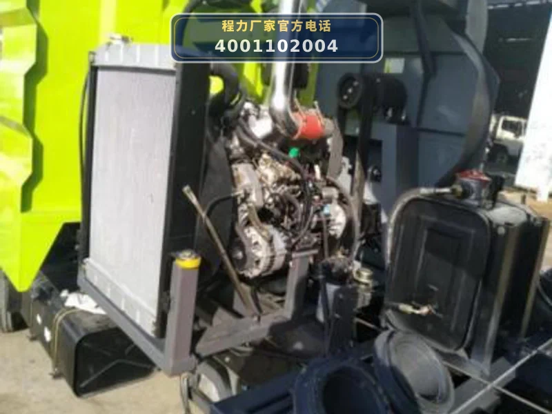CLW5180TXC6HL型东风天锦吸尘车