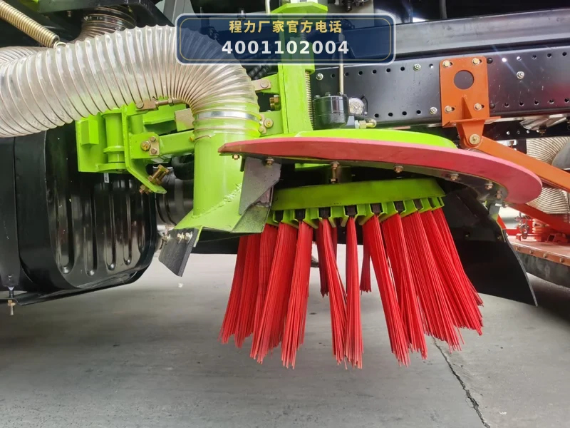 CLW5180TXCD6型东风天锦13方吸尘车