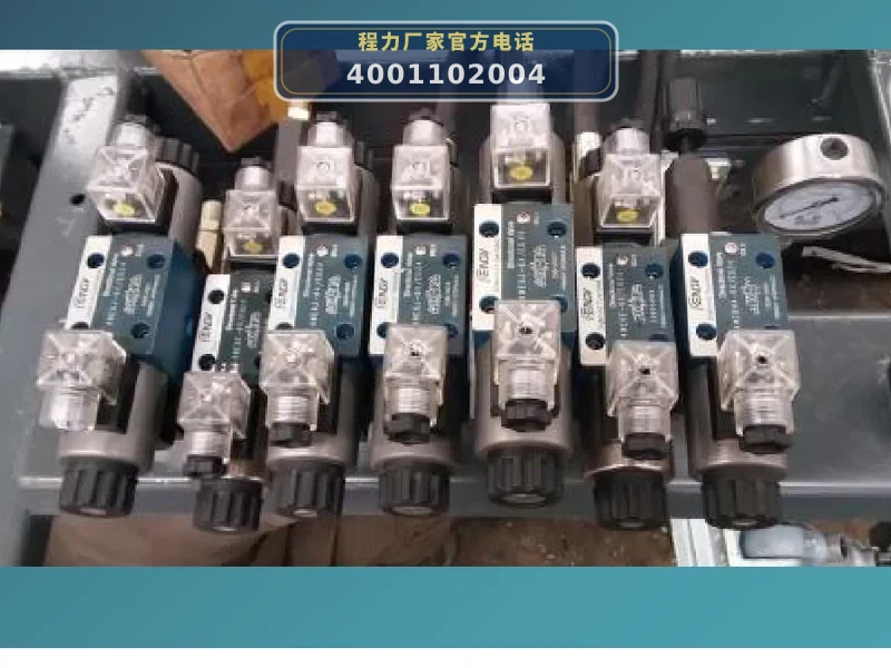CLW5180TXCD6型东风天锦13方吸尘车