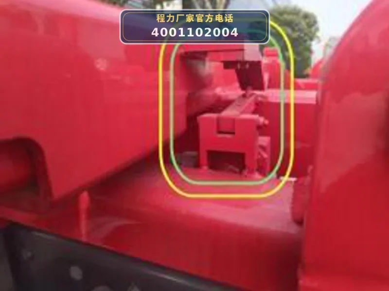 CLW5180ZXXD6型东风天锦车厢可卸式垃圾车