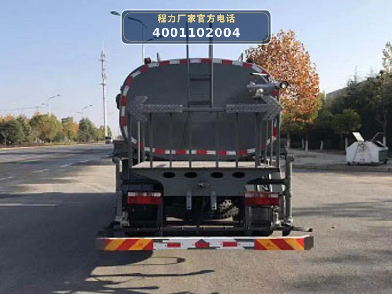 CLW5183GSS6YT型东风11.86方洒水车