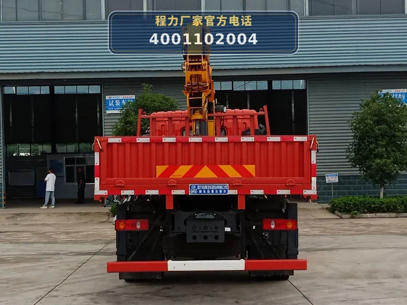 CLW5187JSQ6SZ型随车起重运输车